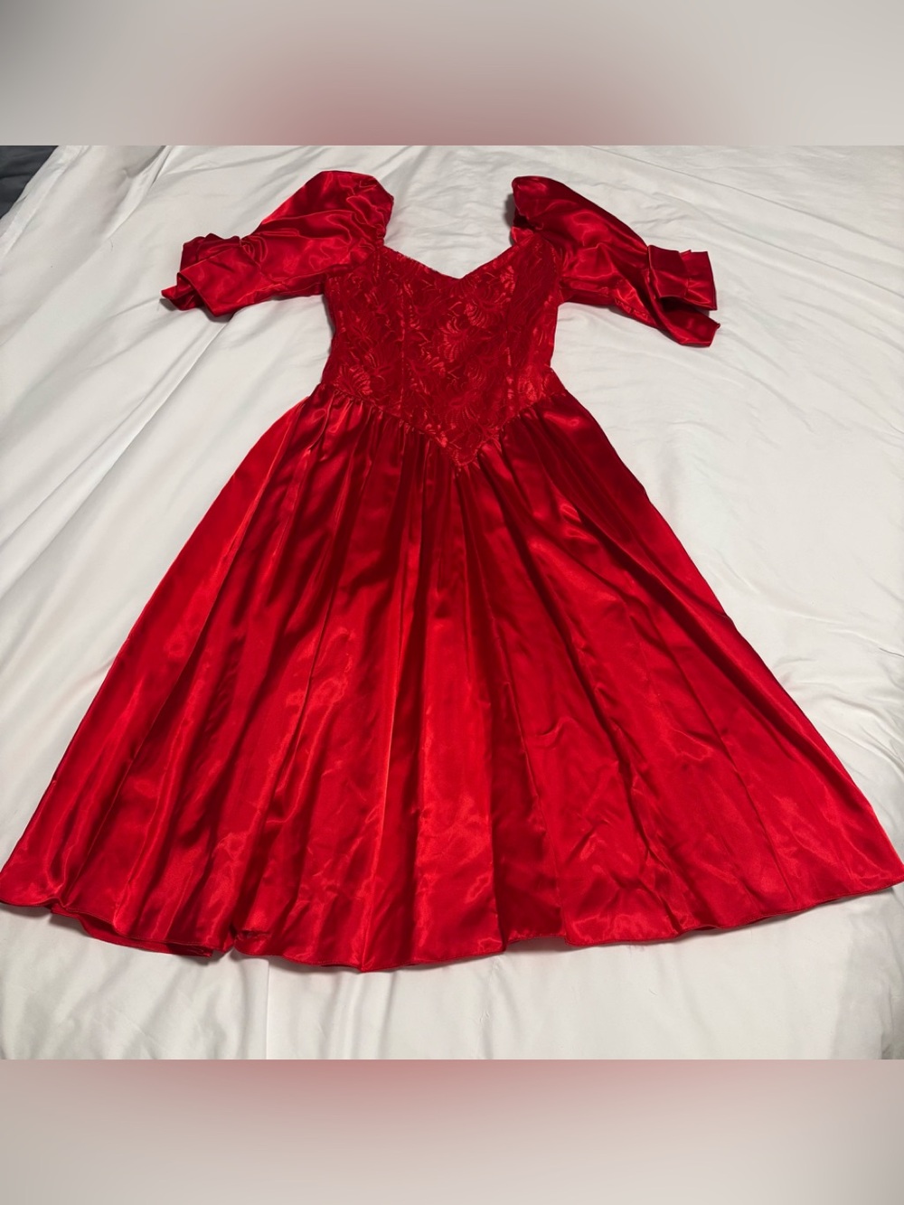 Vintage M 80’s Party Prom Dress Red Satin Puff Sleeve Drop Waist midi ILGWU USA